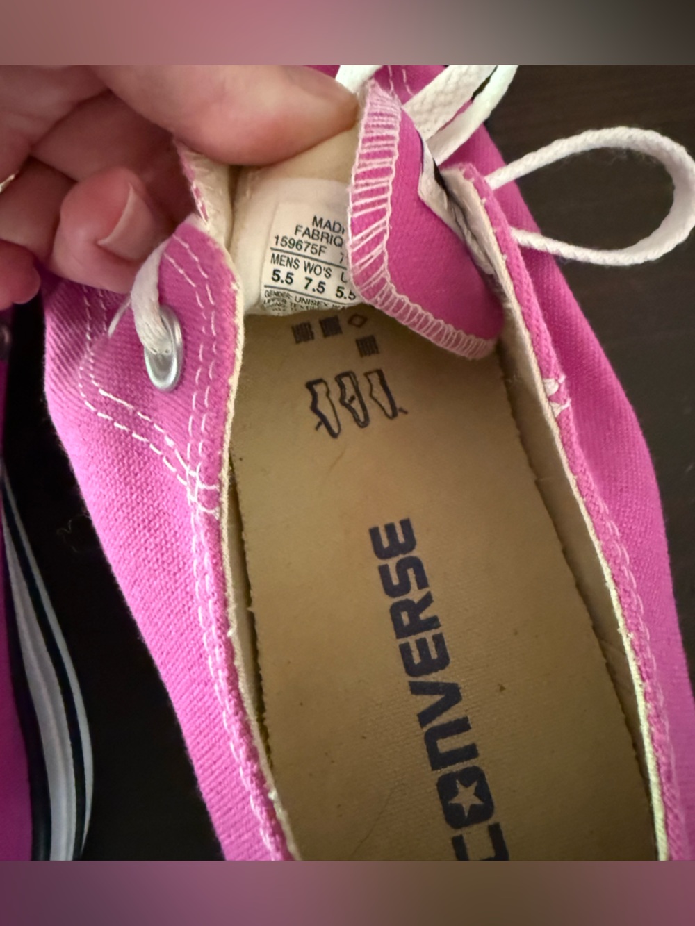Hot pink converse 7.5 women’s - Picture 5 of 8